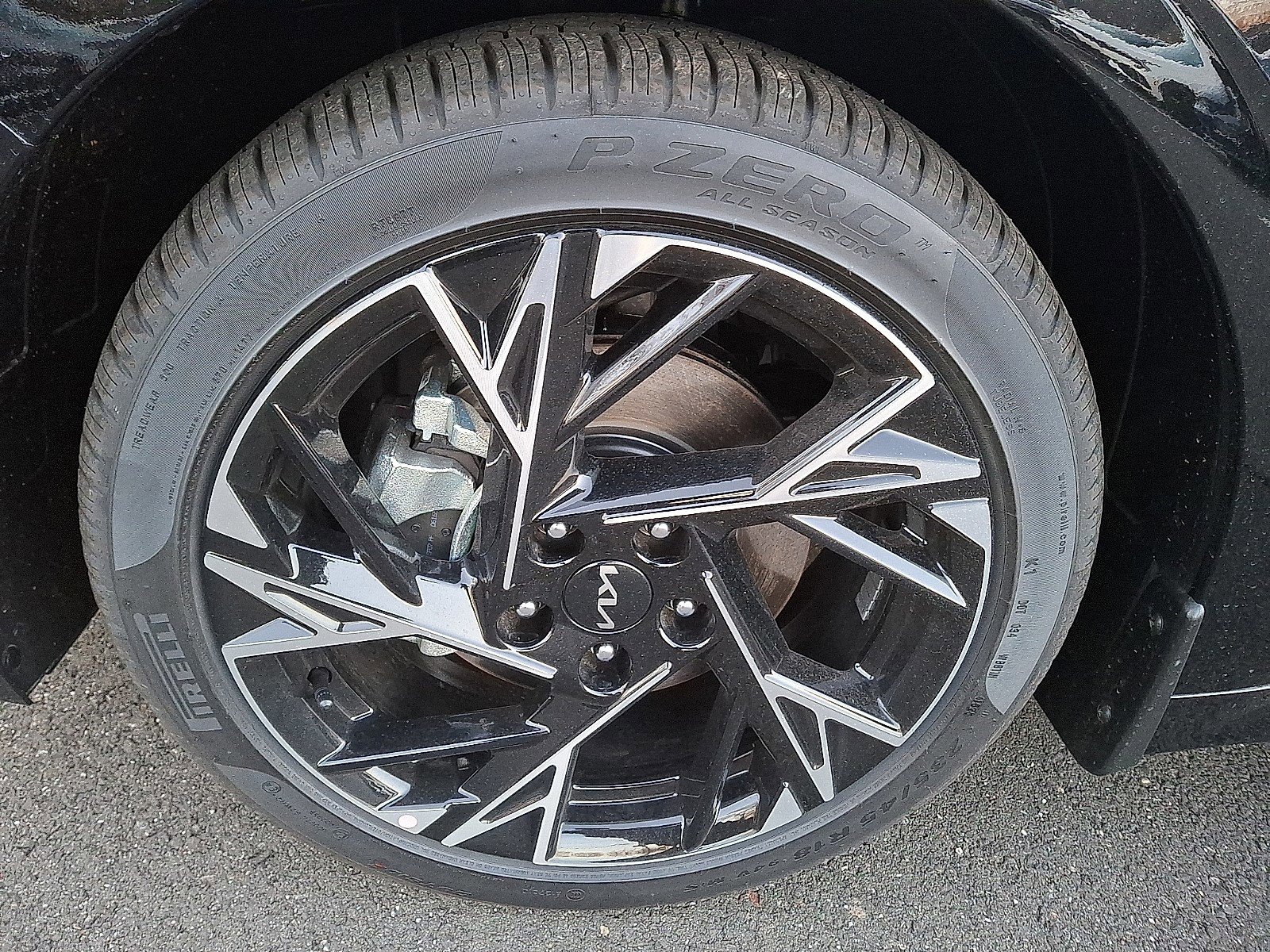 New 2026 Kia K5 GT-Line w/ GT-Line Red Interior Package image 4