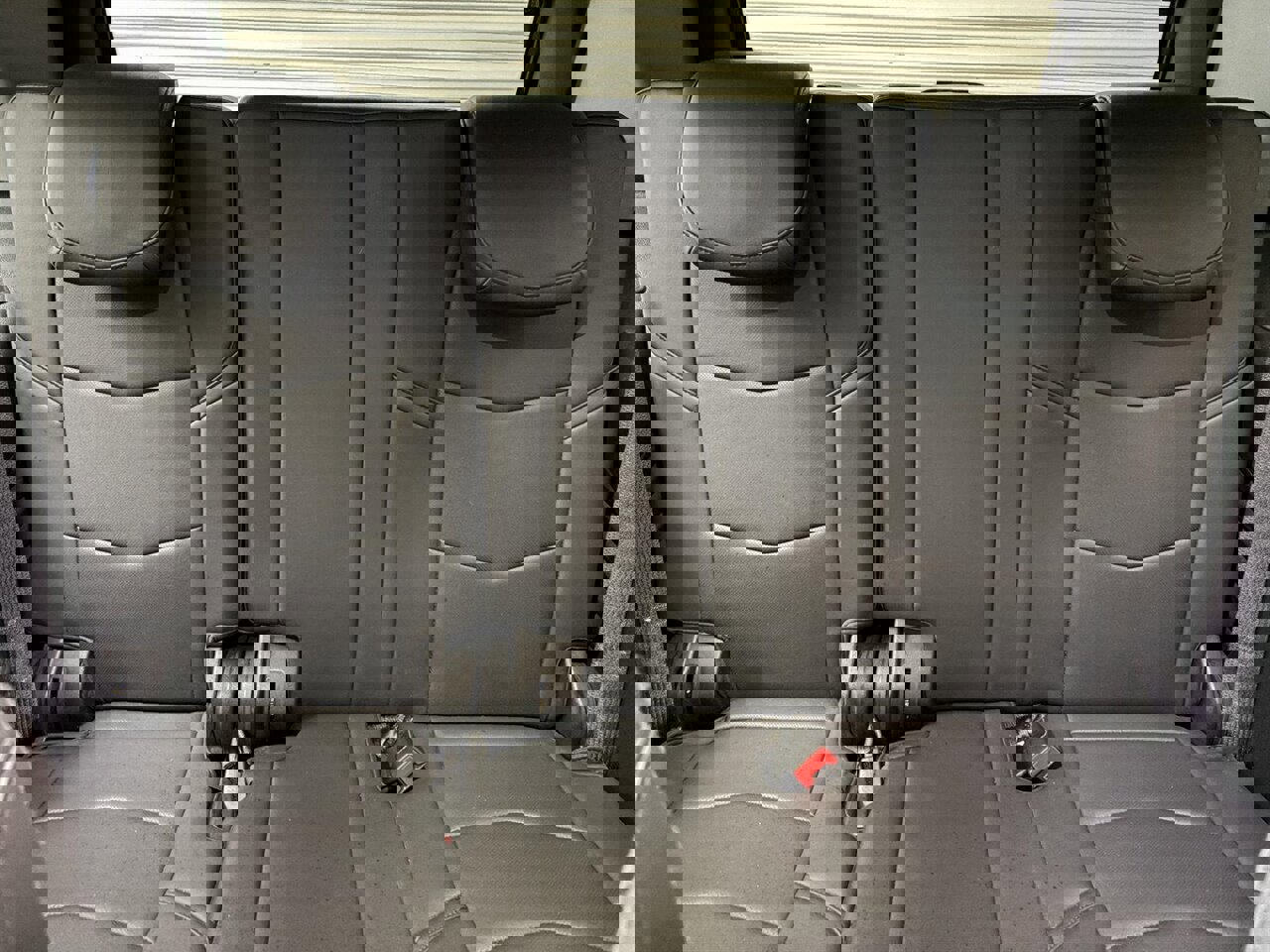 Used 2020 Cadillac Escalade Luxury image 21