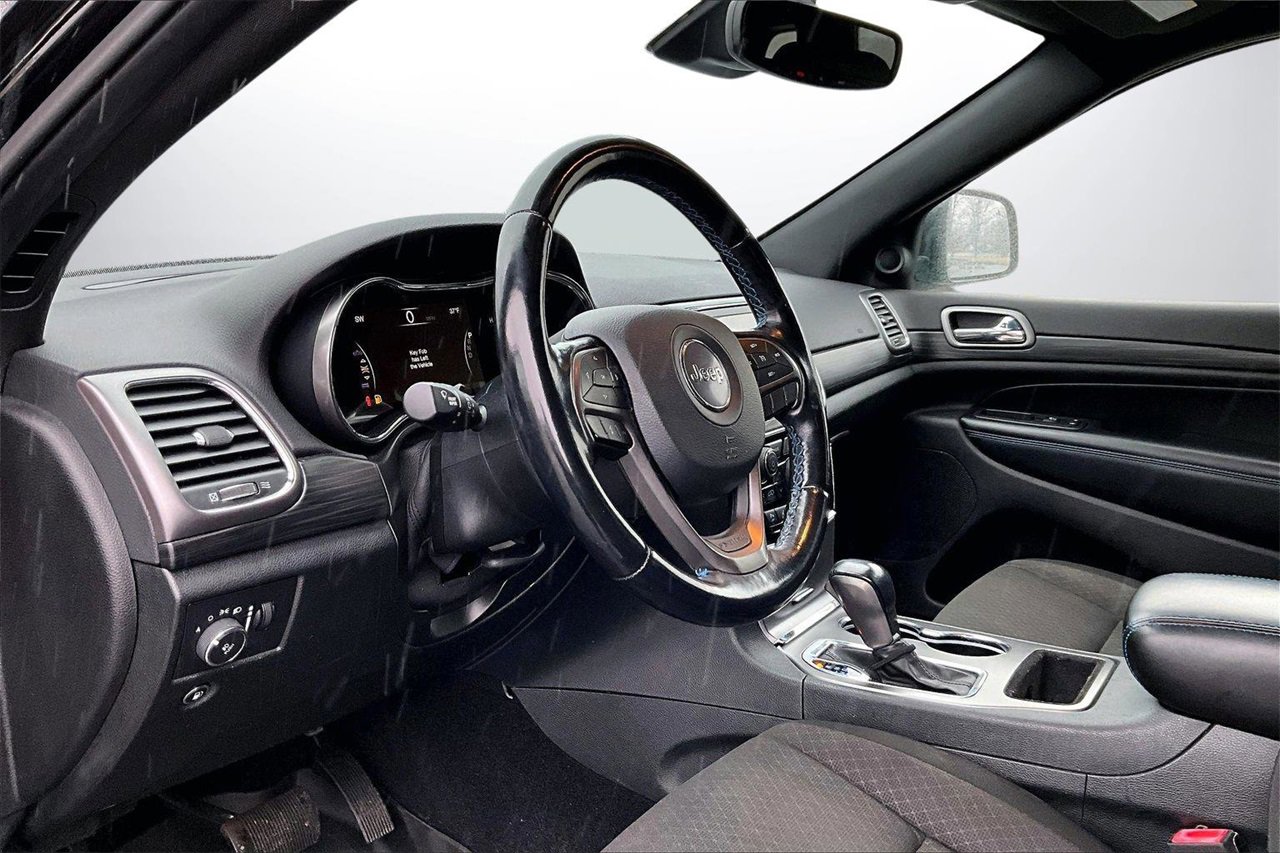 Certified 2020 Jeep Grand Cherokee Laredo image 19