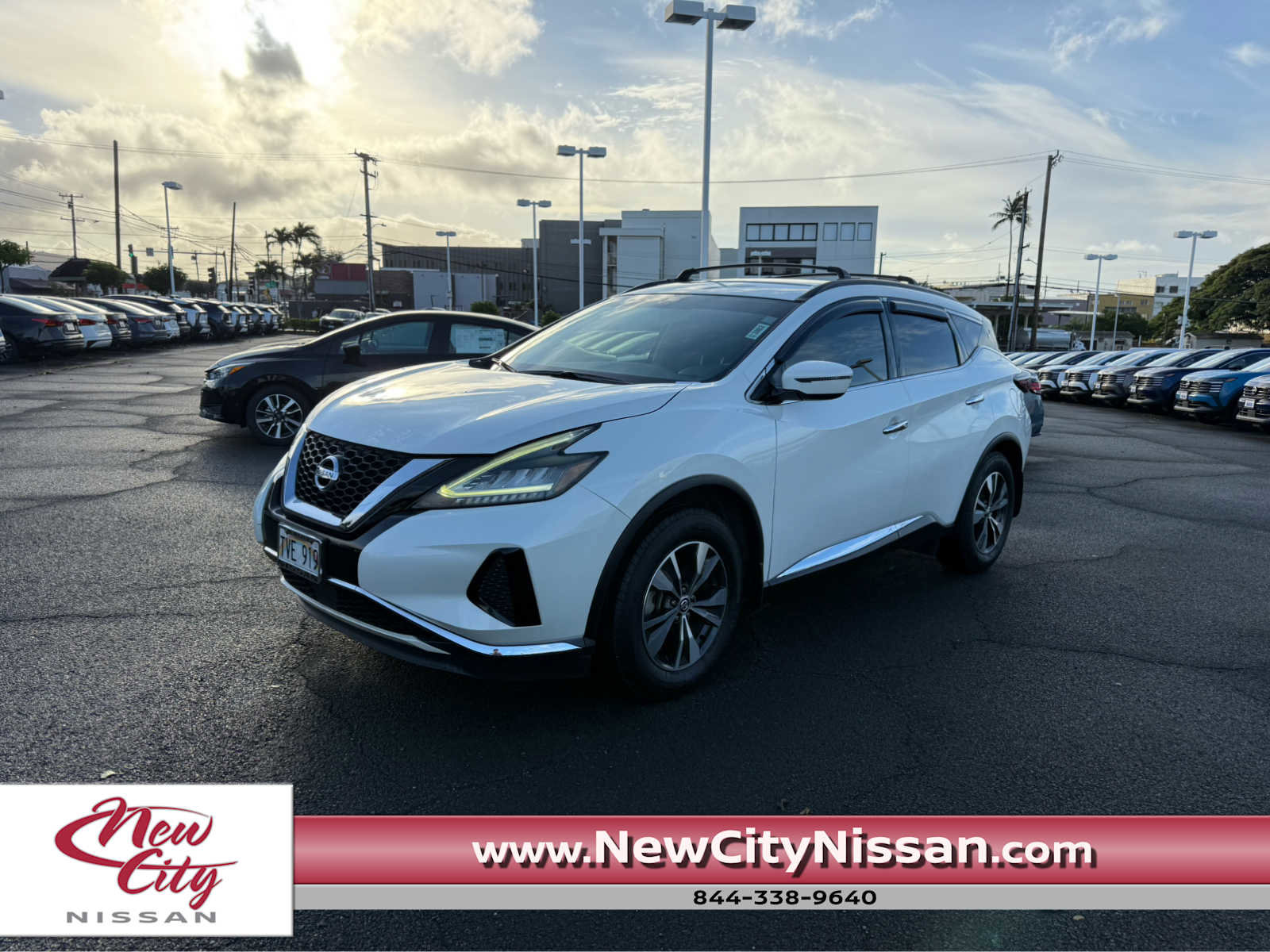 Used 2019 Nissan Murano SV image 1