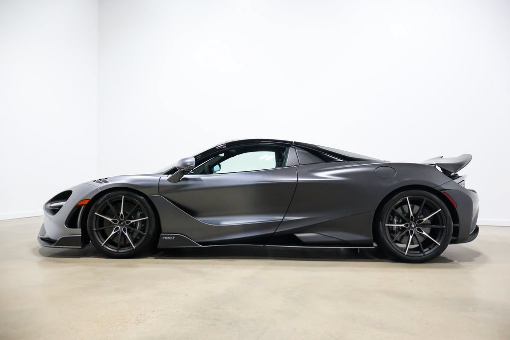 Used 2022 McLaren 765LT RWD image 21