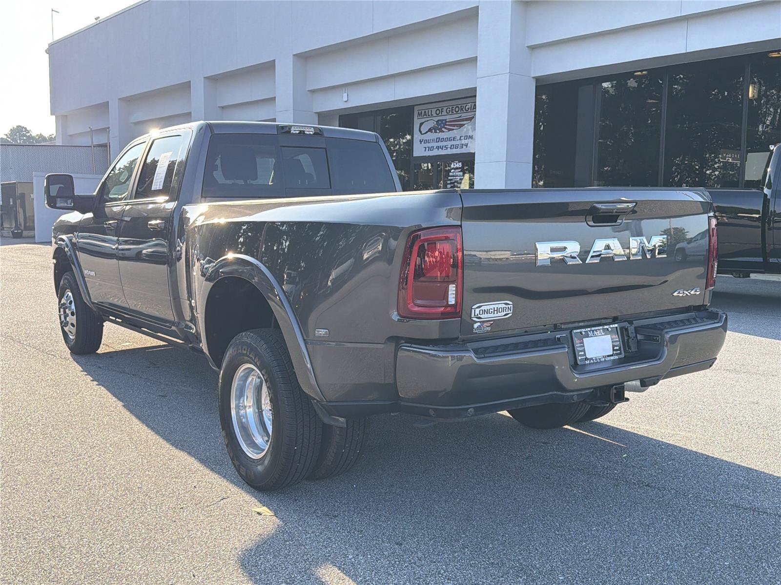 Used 2025 RAM 3500 Longhorn AWD/4WD image 7