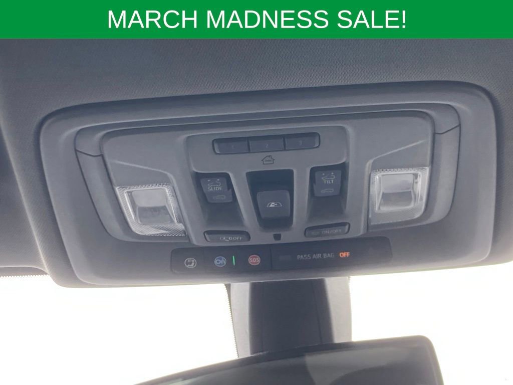 Used 2021 Chevrolet Silverado 1500 LT Trail Boss w/ LT Trail Boss Premium Package image 17