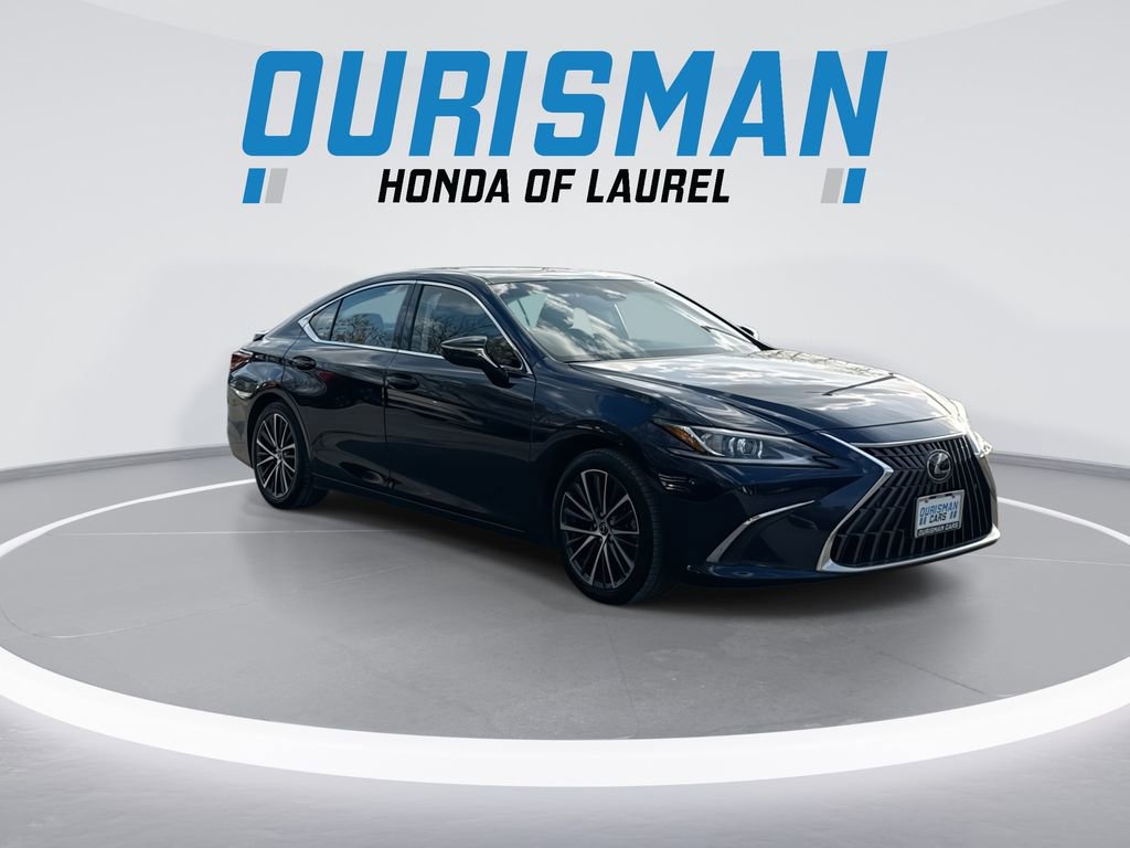 Used 2023 Lexus ES 350 w/ Premium Package image 2