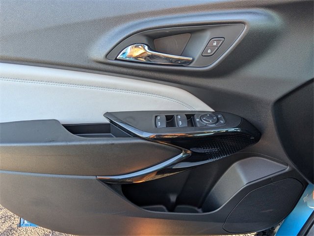 New 2025 Chevrolet Trax LT w/ Driver Confidence Package image 13