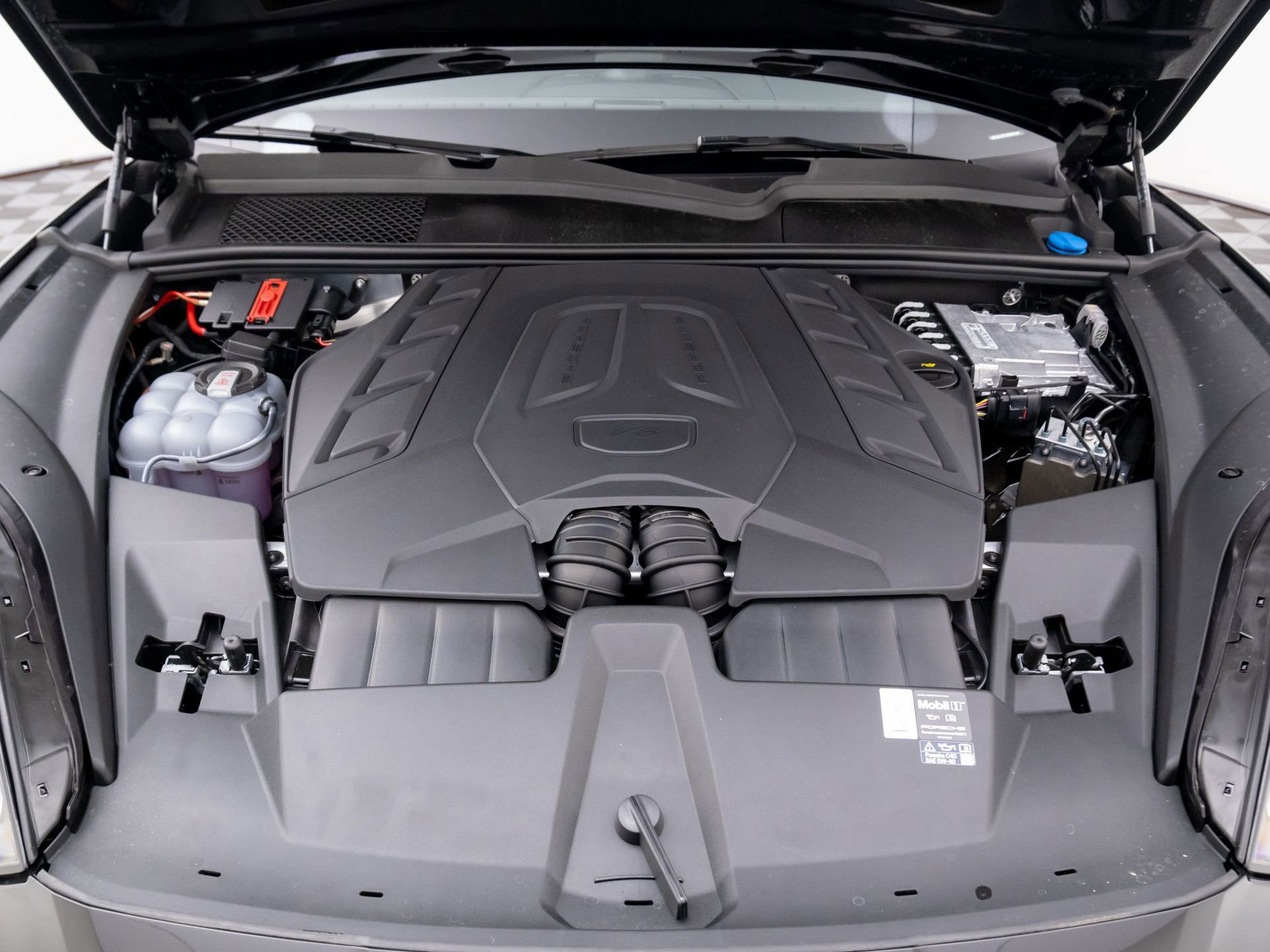 New 2025 Porsche Cayenne S image 29