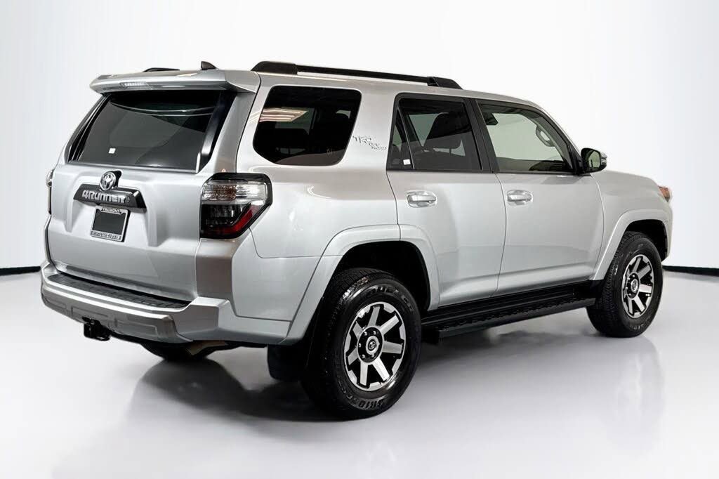 Used 2024 Toyota 4Runner TRD Off-Road Premium image 17