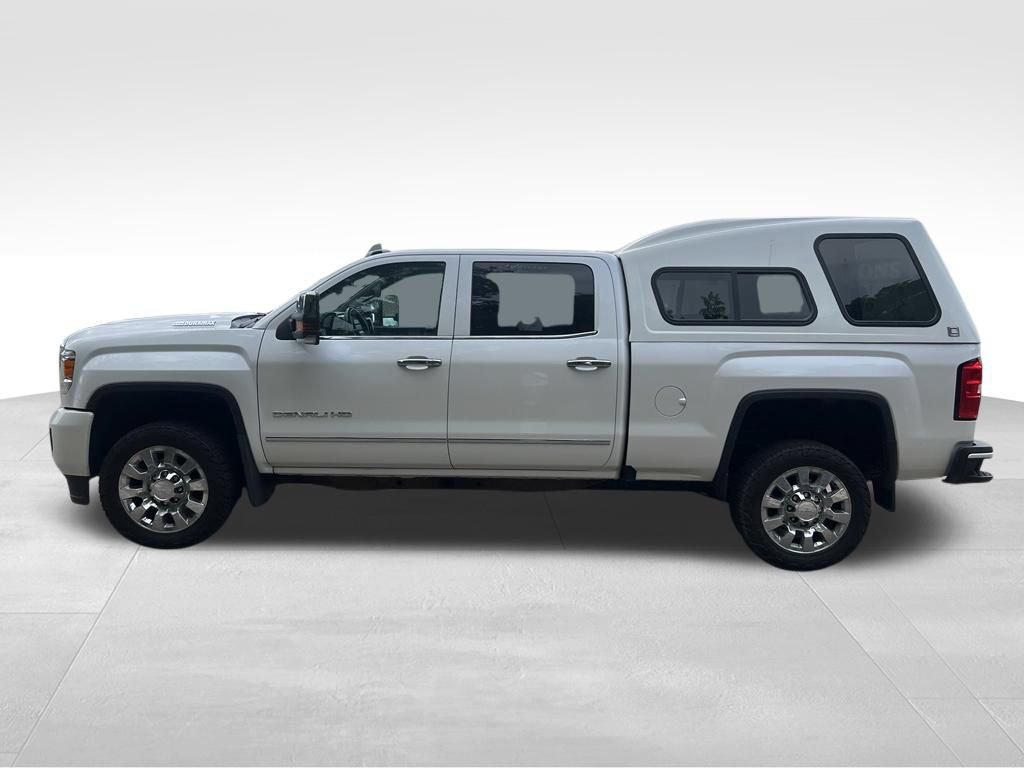 Used 2018 GMC Sierra 2500 Denali AWD/4WD image 7