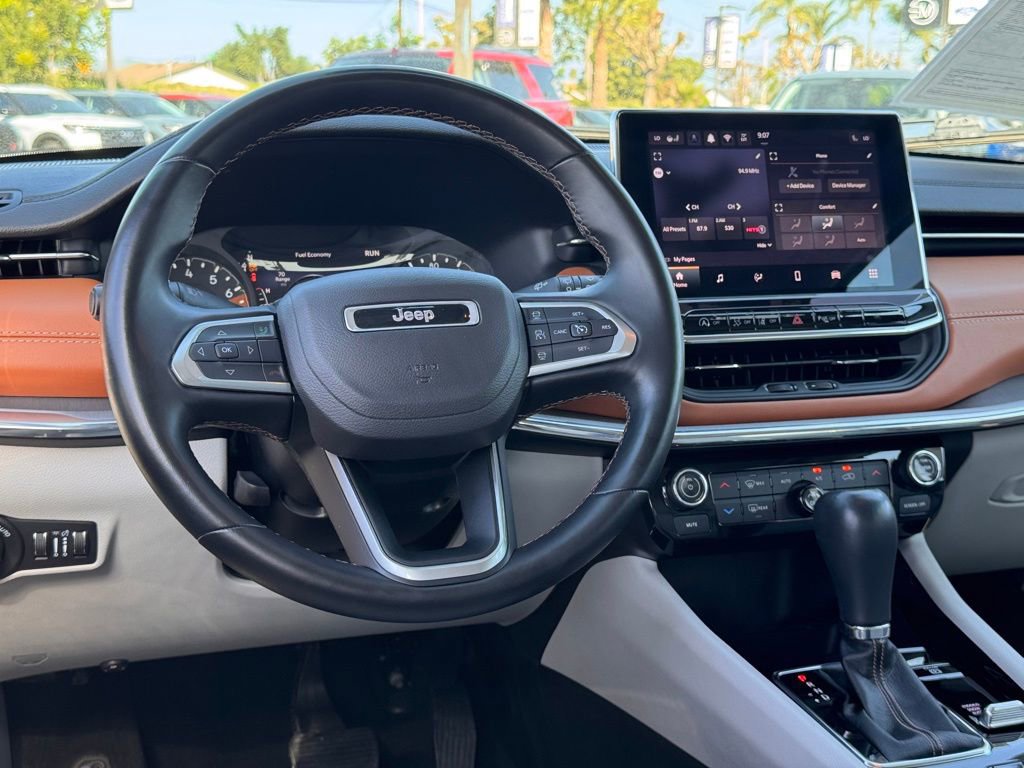 Used 2022 Jeep Compass Limited w/ Mopar Graphics Package image 28