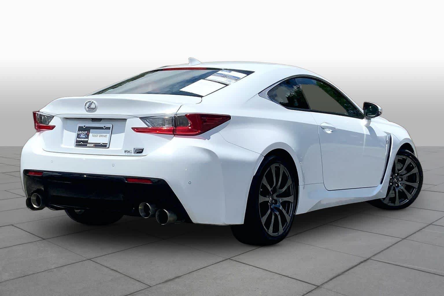 Used 2015 Lexus RC F w/ Premium Package RWD image 11
