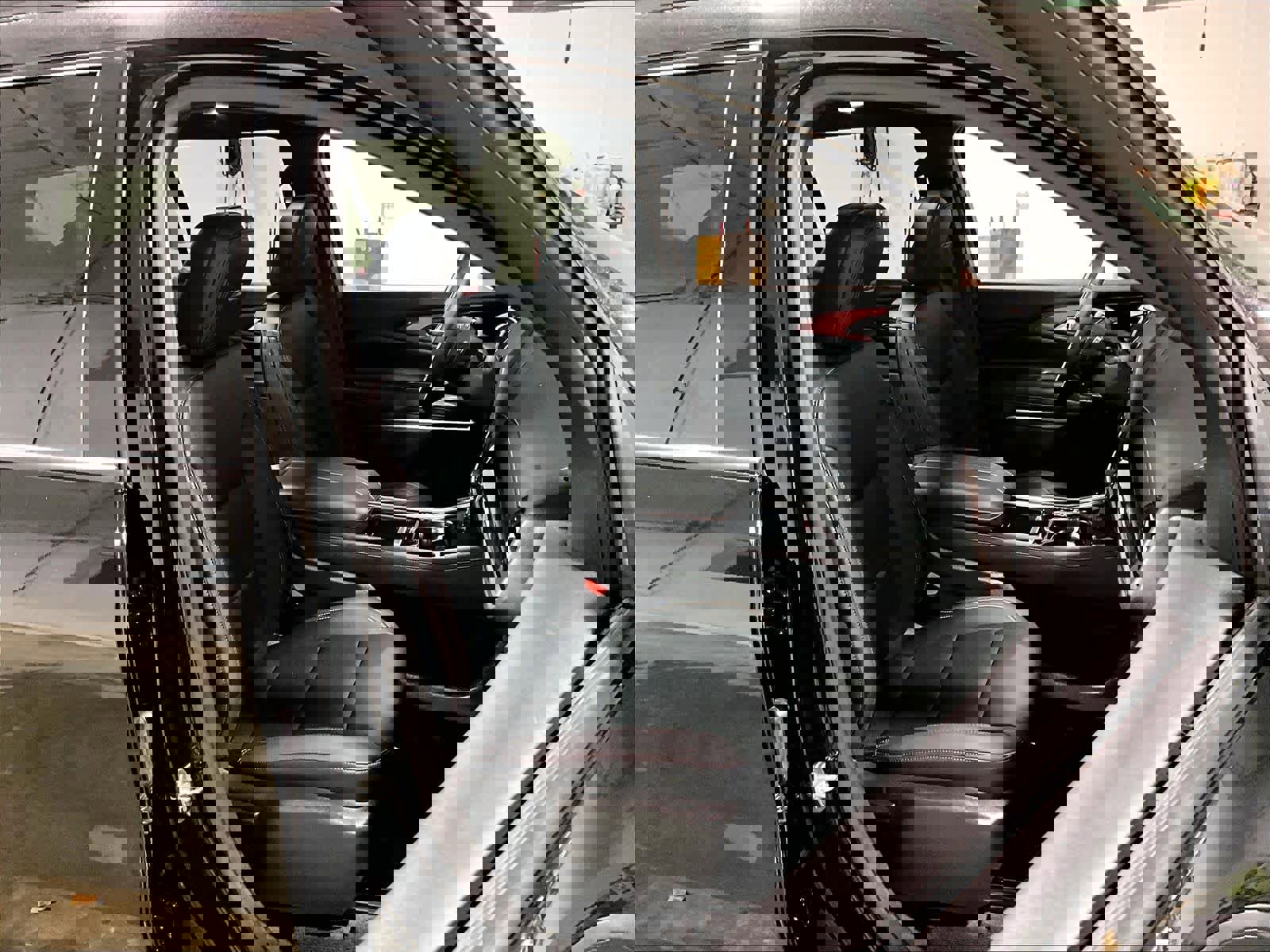 Used 2025 Chevrolet Traverse Z71 w/ Driver Confidence Package image 11