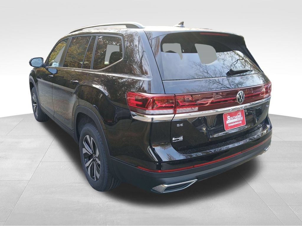 Used 2026 Volkswagen Atlas SE AWD/4WD image 3