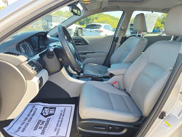 Used 2015 Honda Accord EX-L image 12