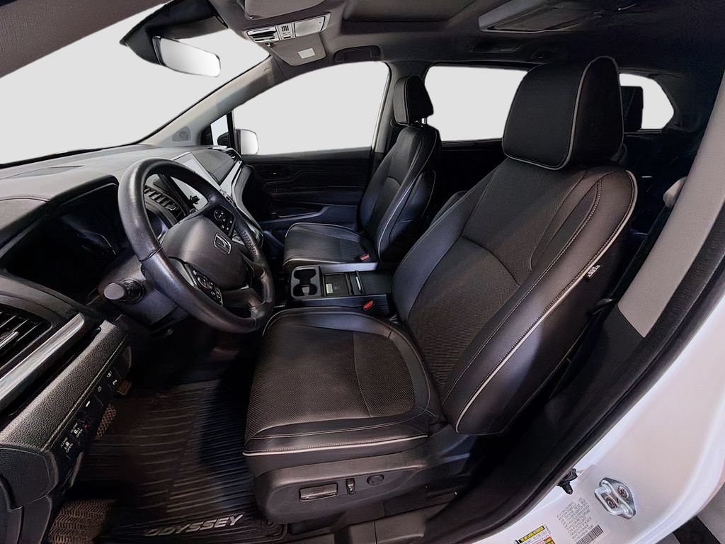 Used 2023 Honda Odyssey Elite image 23