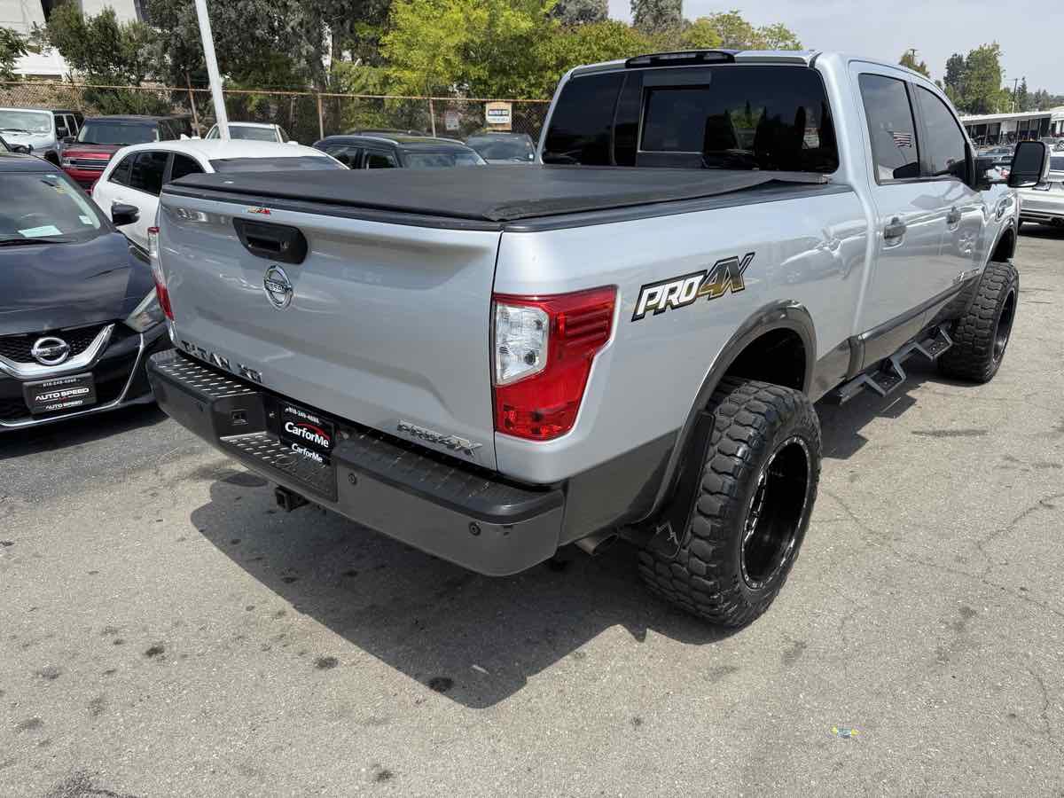 Used 2016 Nissan Titan PRO-4X AWD/4WD image 4