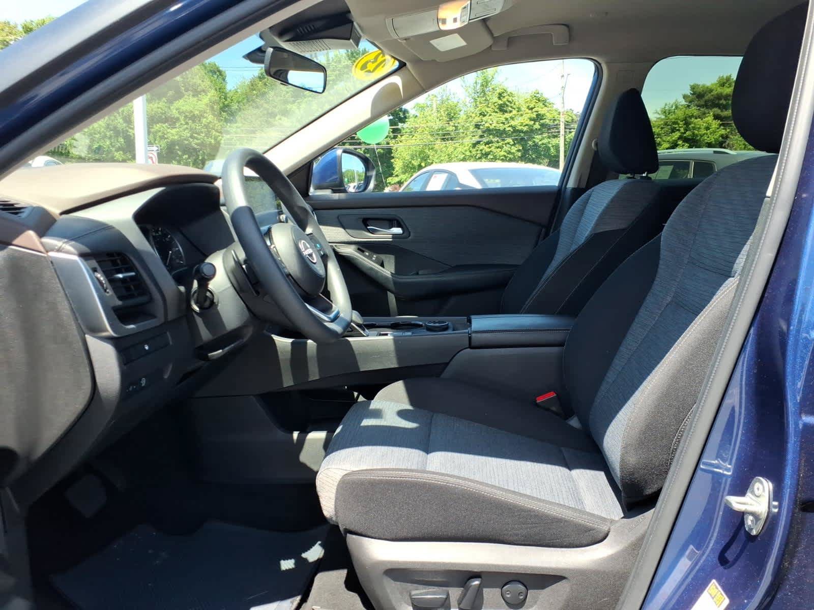 Certified 2023 Nissan Rogue SV AWD/4WD image 11