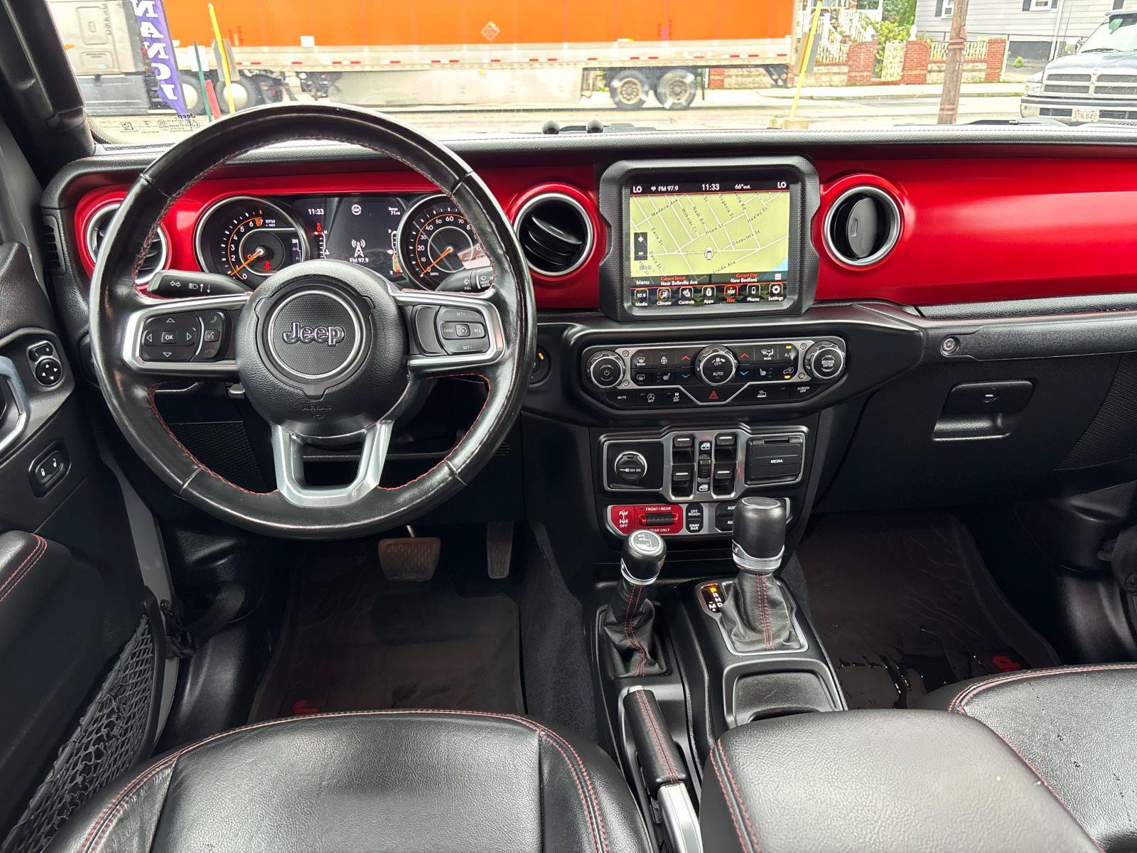 Used 2023 Jeep Gladiator Rubicon w/ LED Lighting Group AWD/4WD image 14