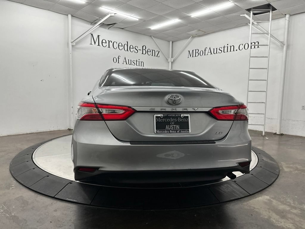 Used 2018 Toyota Camry LE FWD image 6