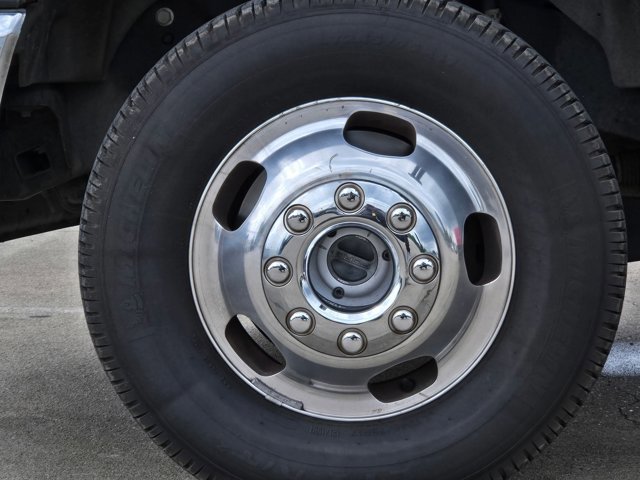 Used 2022 Ford F350 XL w/ STX Appearance Package AWD/4WD image 14
