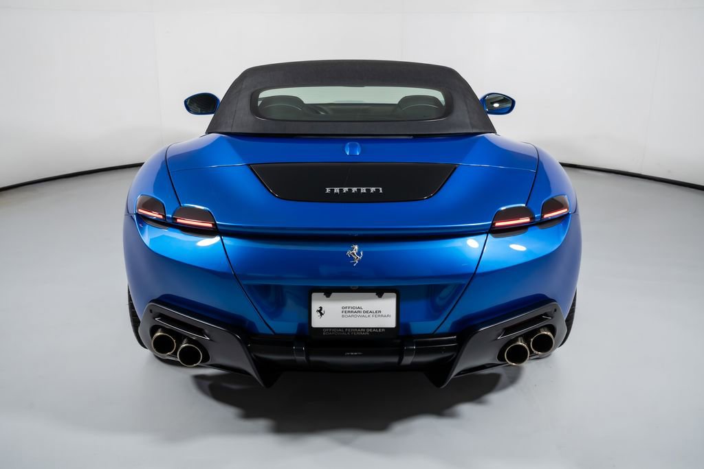 Used 2025 Ferrari Roma Spider RWD image 15
