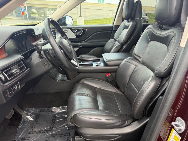 Certified 2023 Lincoln Aviator Reserve w/ Equipment Group 201A image 17