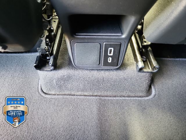Certified 2024 Buick Encore GX Preferred w/ Comfort Package FWD image 12