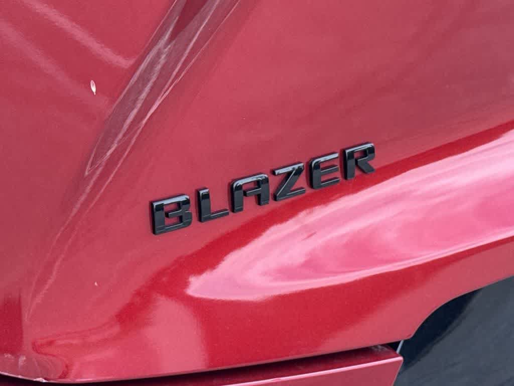 Used 2022 Chevrolet Blazer RS FWD image 10