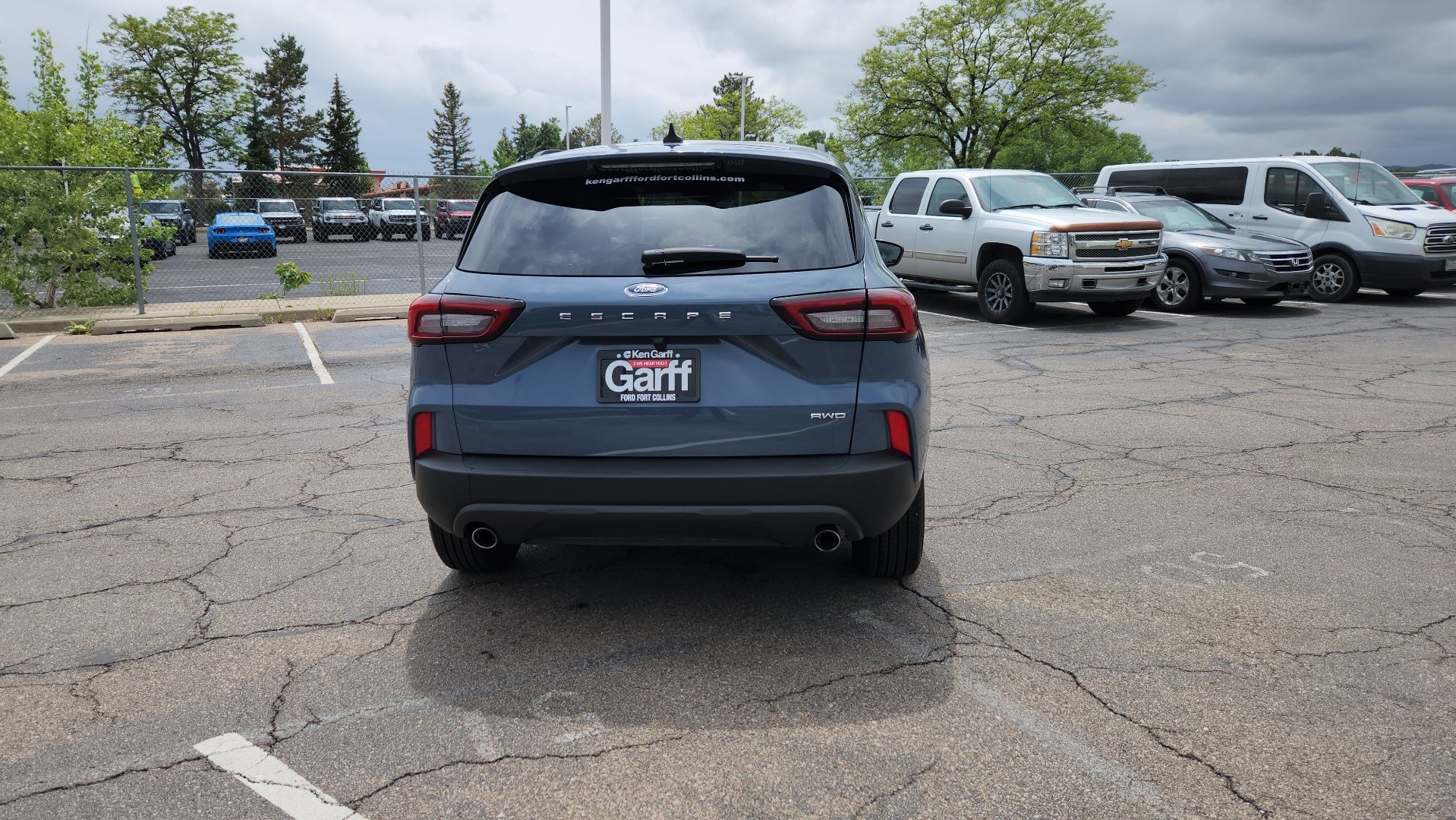 Certified 2025 Ford Escape ST-Line Select AWD/4WD image 12
