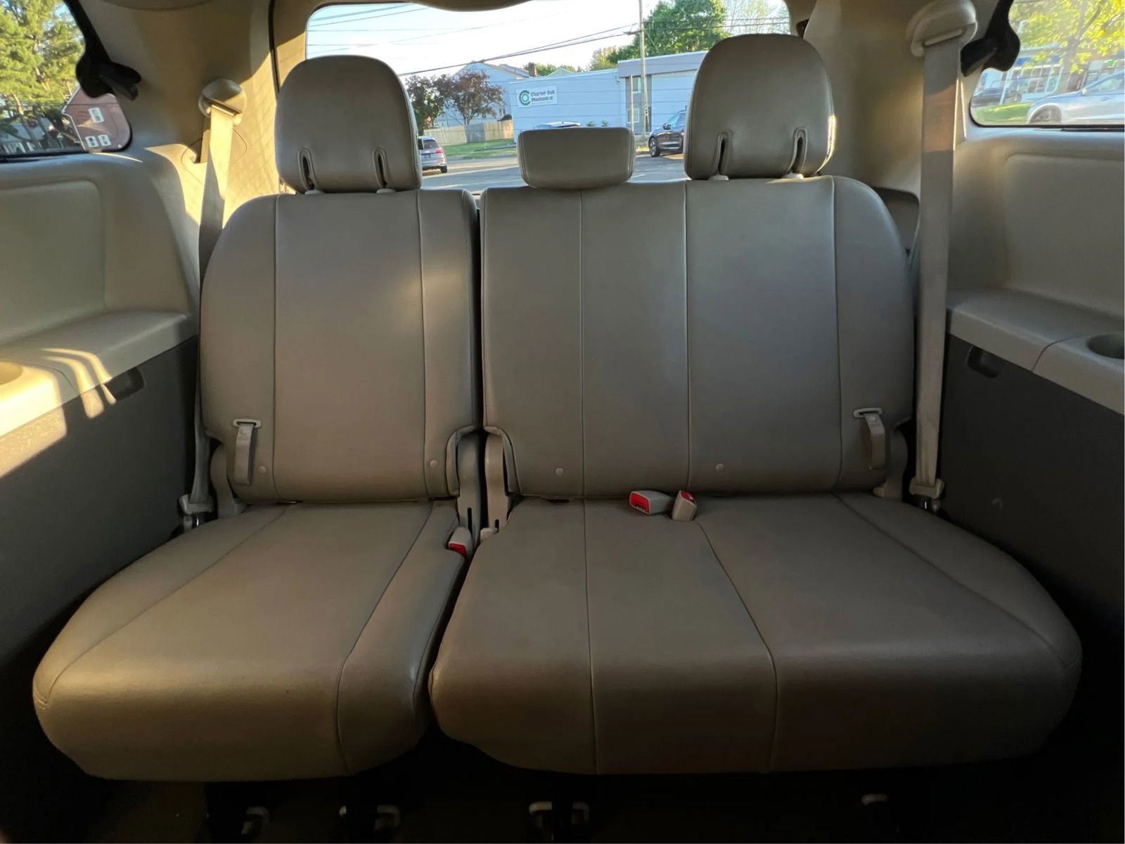 Used 2019 Toyota Sienna XLE Premium AWD/4WD image 48