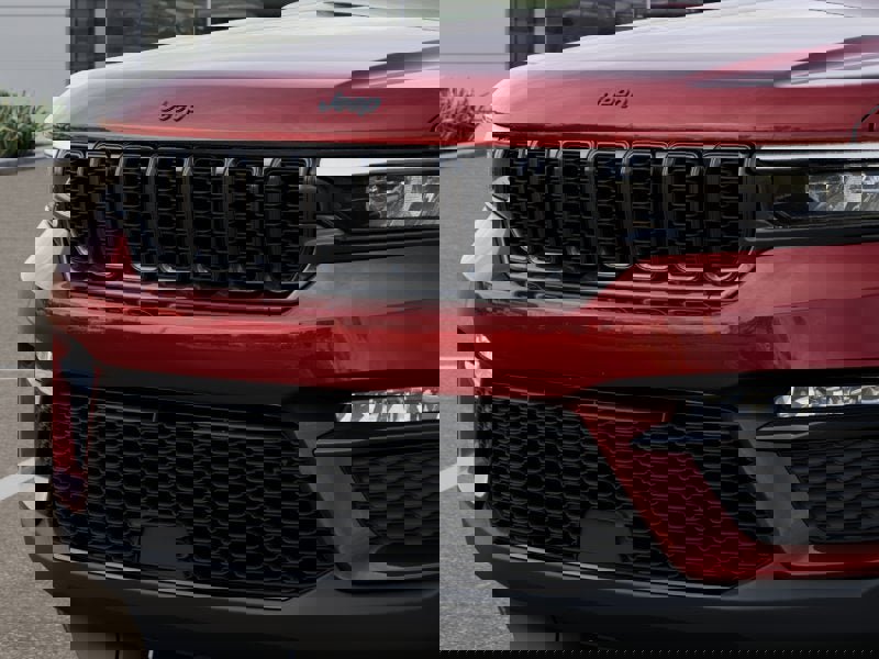 New 2025 Jeep Grand Cherokee Limited w/ Black Appearance Package image 30