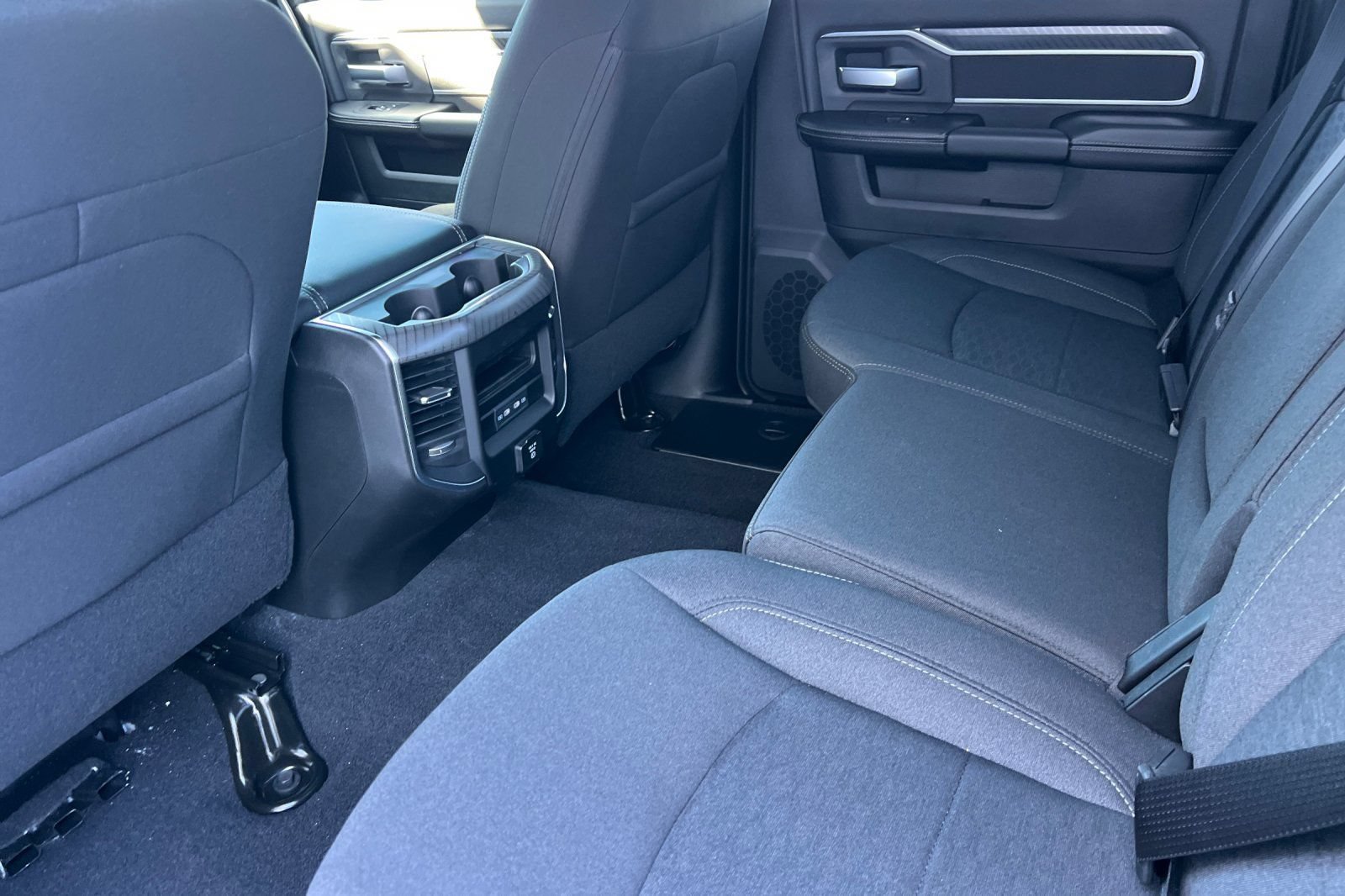 New 2026 RAM 2500 Big Horn AWD/4WD image 8