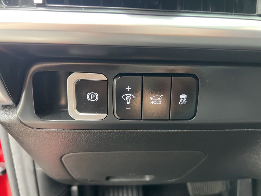 Used 2025 Hyundai Santa Fe SEL FWD image 24