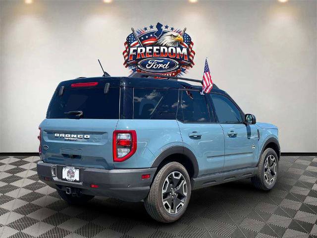 Certified 2022 Ford Bronco Sport Outer Banks w/ Tech Package AWD/4WD image 4