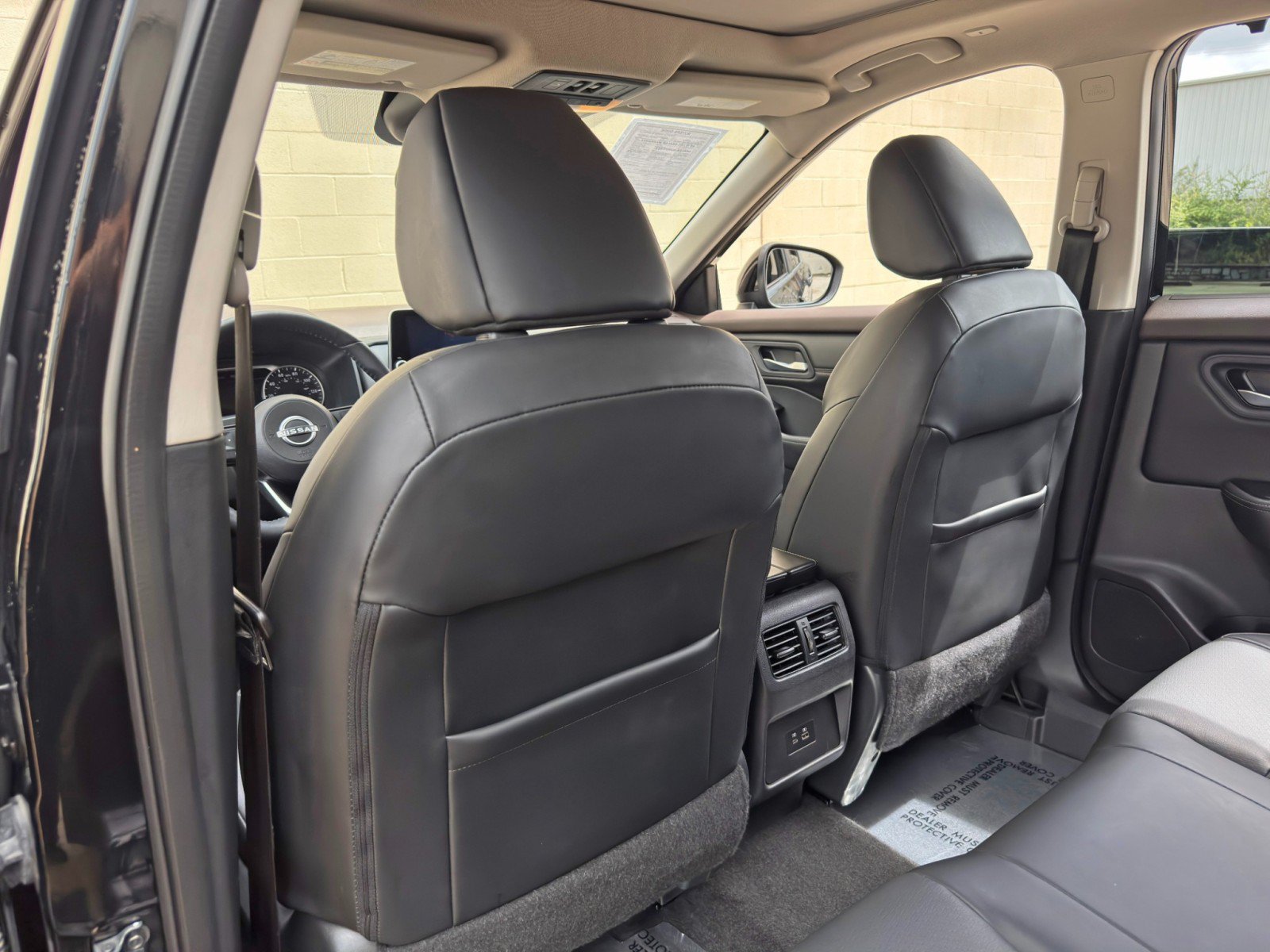 Used 2022 Nissan Rogue SV w/ SV Premium Package FWD image 30