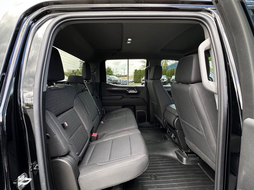 Used 2023 GMC Sierra 1500 Elevation image 14