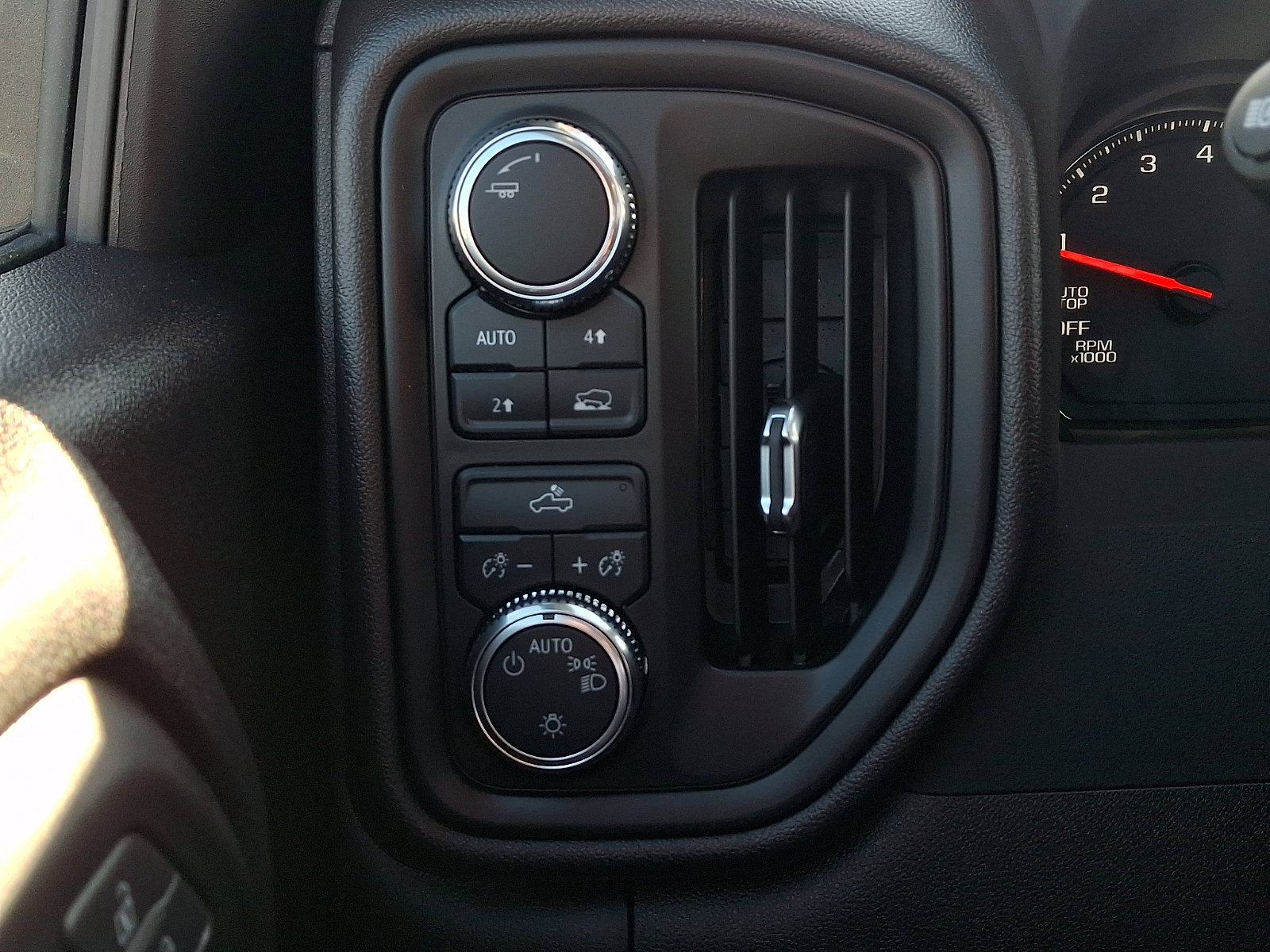 Used 2024 GMC Sierra 1500 Pro w/ Pro Value Package image 20