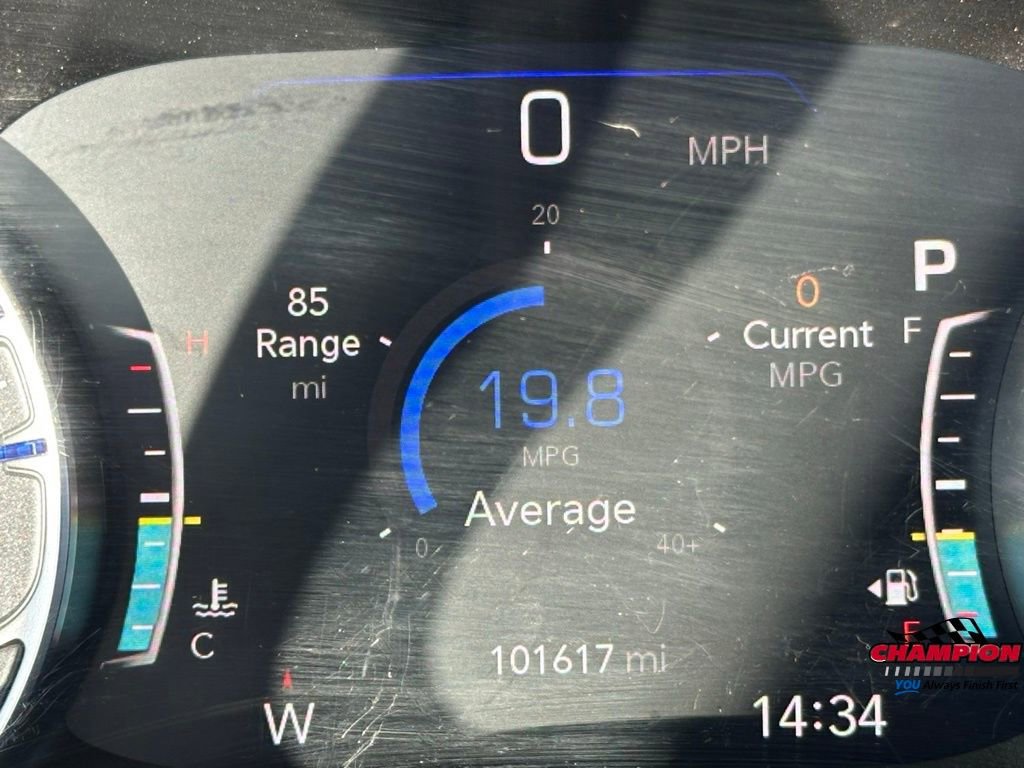 Used 2022 Chrysler Pacifica Touring-L image 17