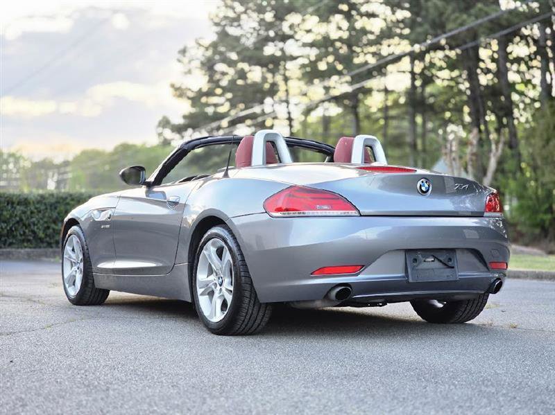 Used 2012 BMW Z4 sDrive35i image 7