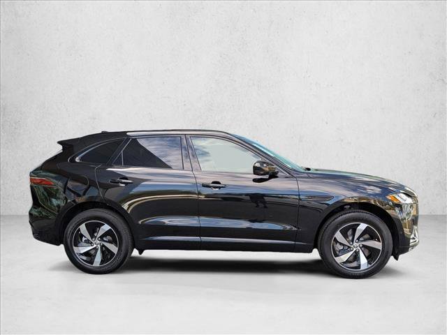 Certified 2026 Jaguar F-PACE R-Dynamic S image 4
