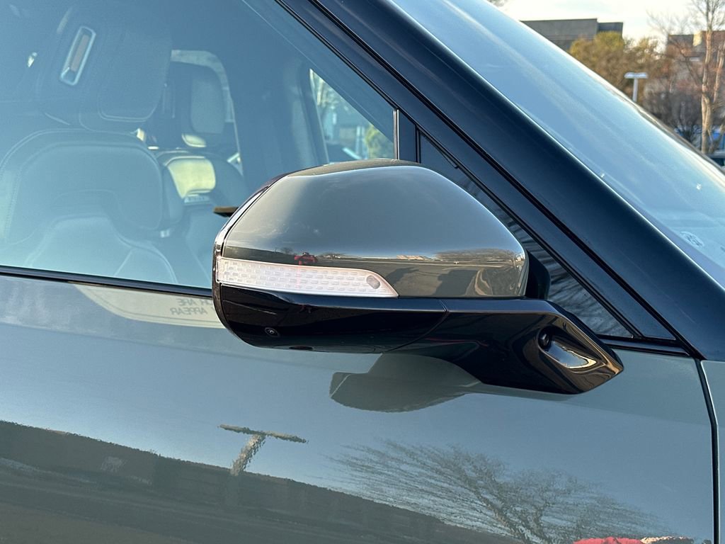 Used 2022 Rivian R1T Launch Edition image 11