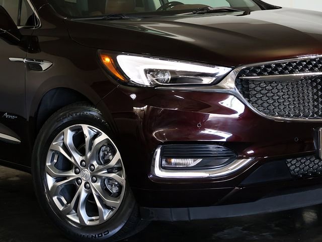 Used 2021 Buick Enclave Avenir w/ Avenir Technology Package AWD/4WD image 8