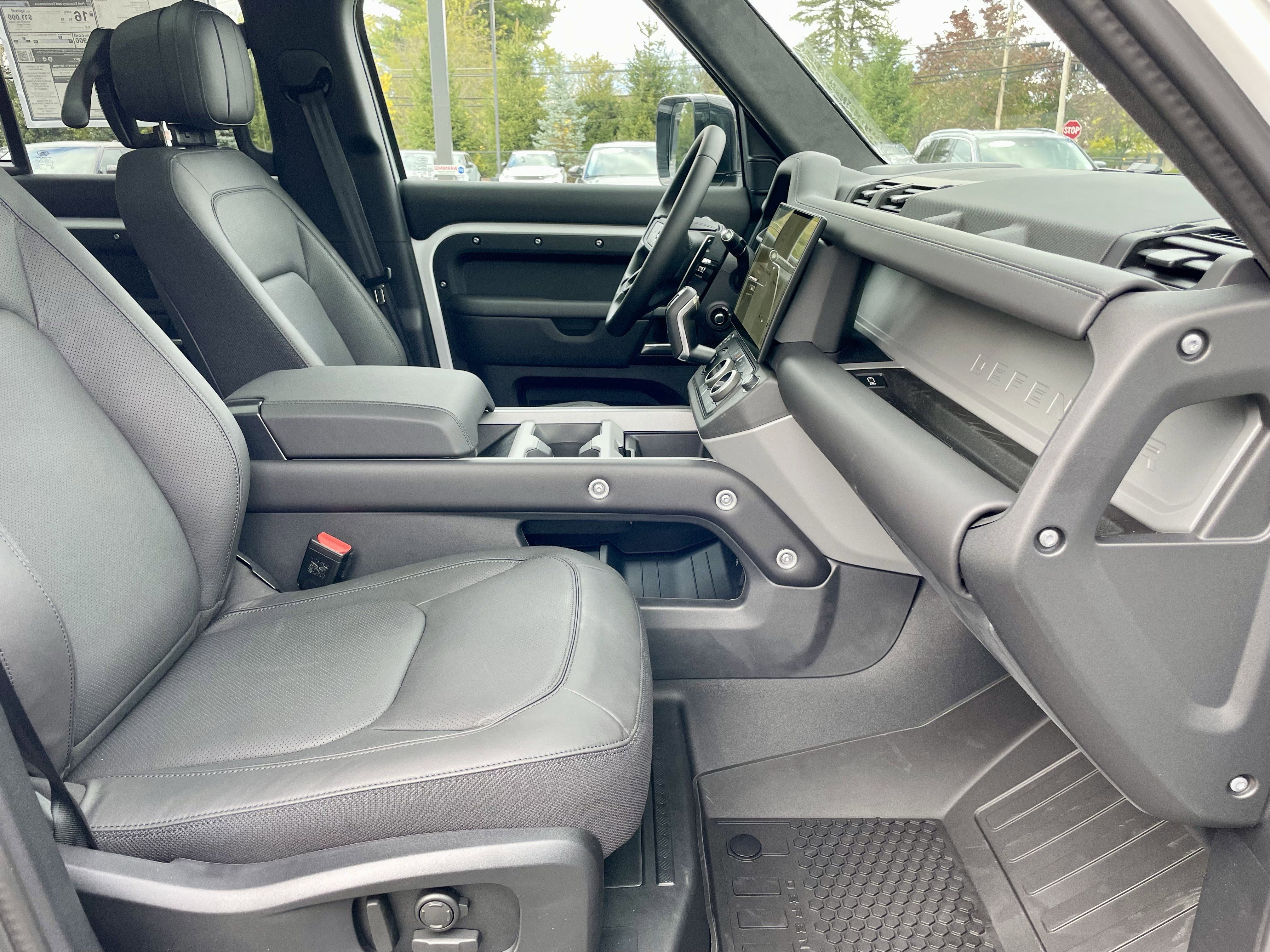 New 2026 Land Rover Defender 110 V8 image 15