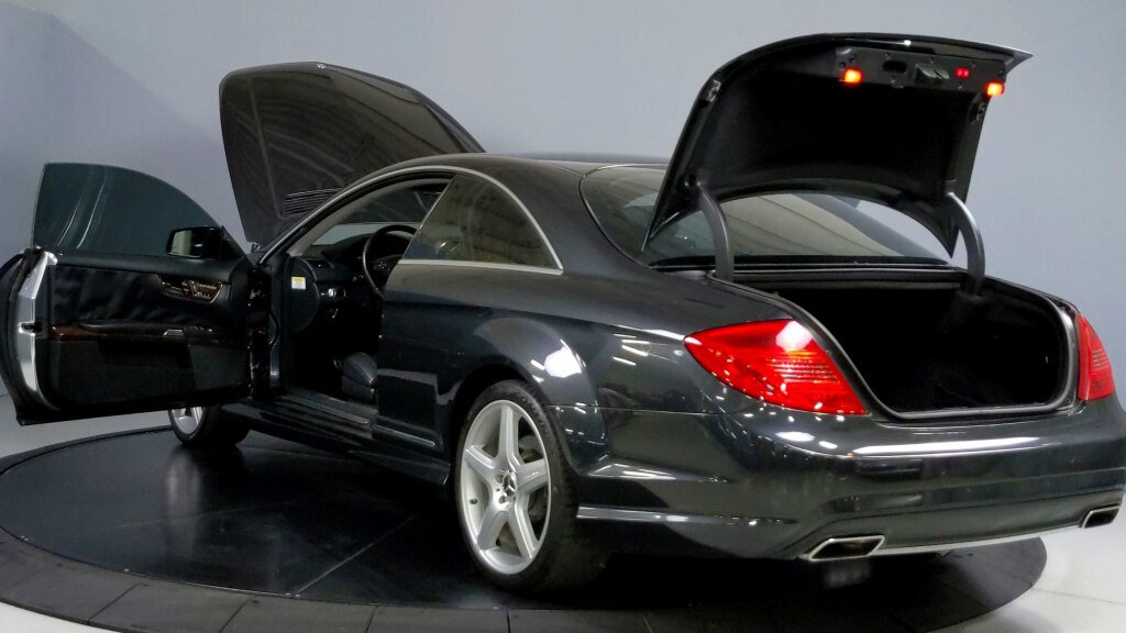 Used 2011 Mercedes-Benz CL 550 4MATIC image 13