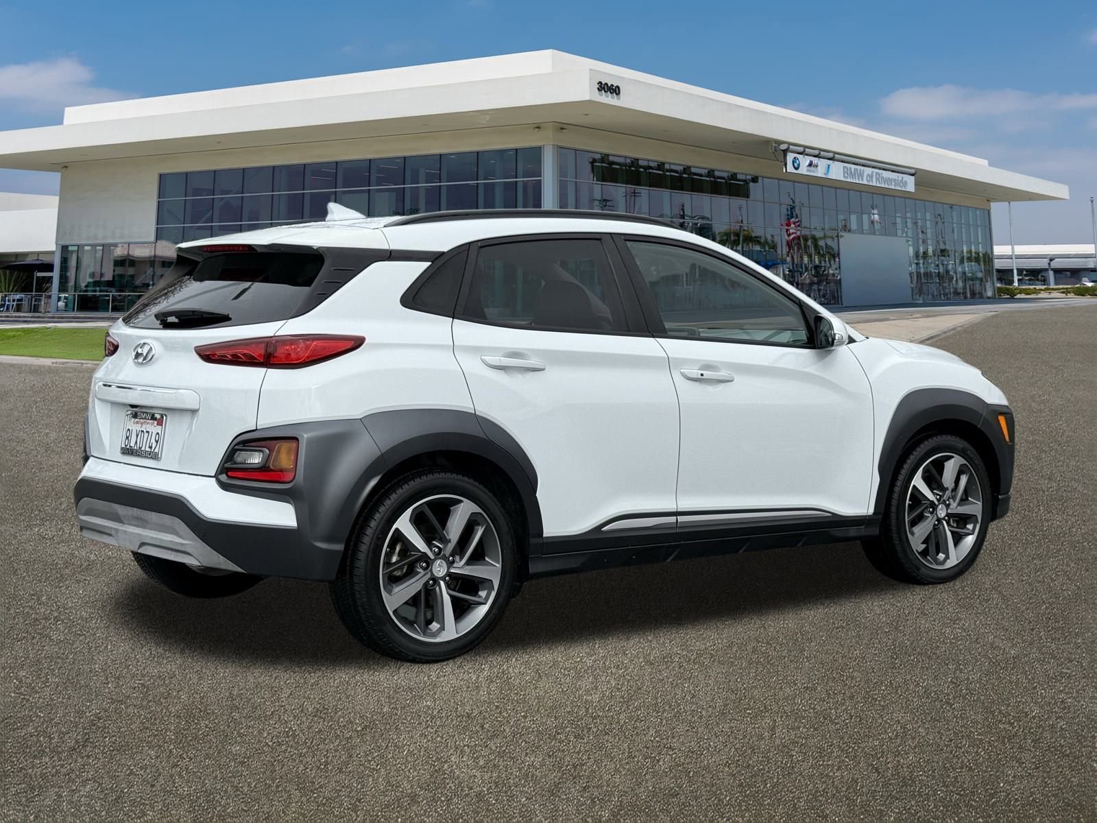 Used 2020 Hyundai Kona Limited image 11
