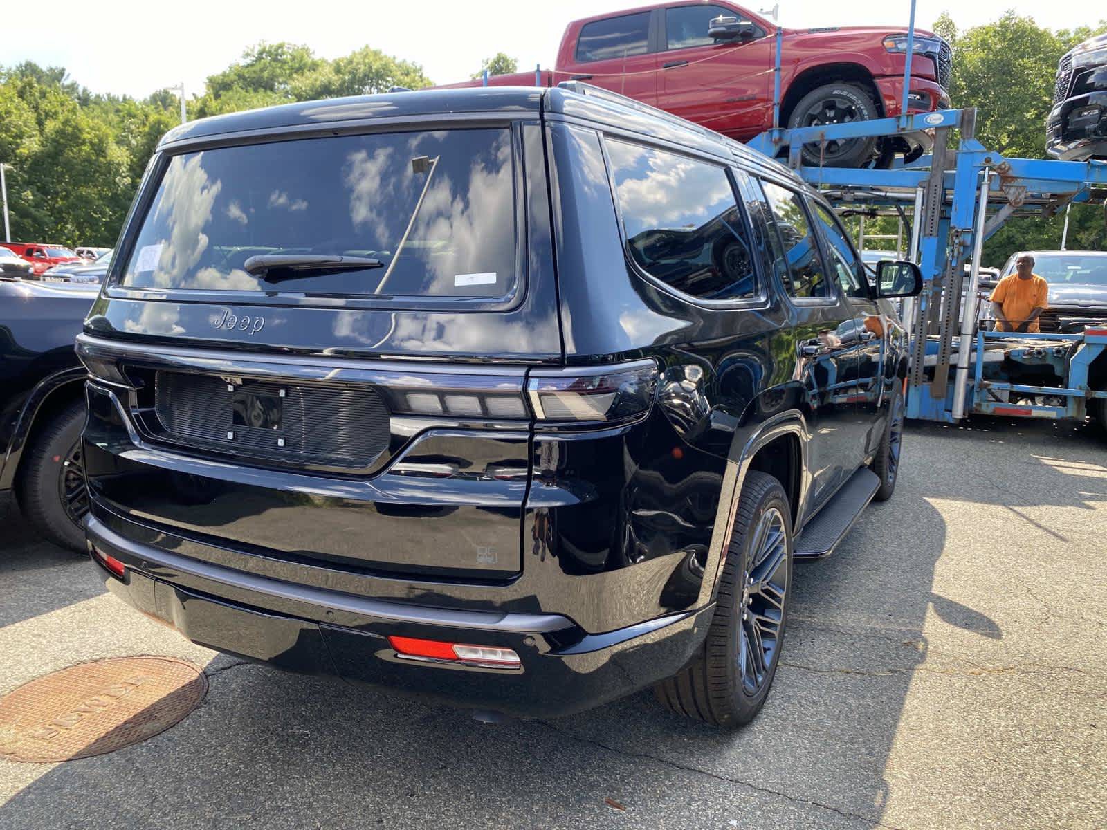 New 2026 Jeep Grand Wagoneer 4WD image 2