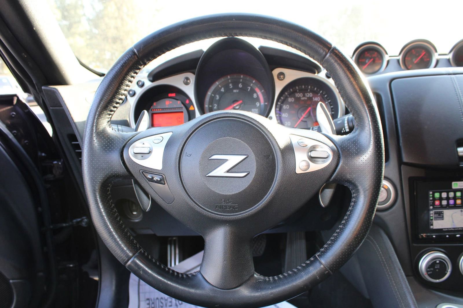 Used 2014 Nissan 370Z Coupe image 21