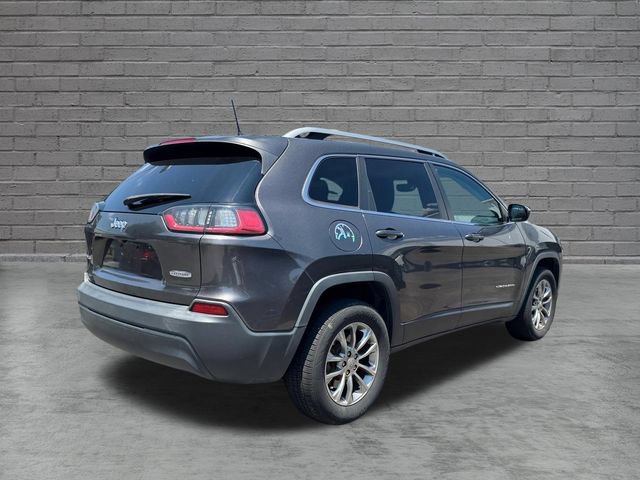 Used 2019 Jeep Cherokee Latitude Plus w/ Comfort/Convenience Group AWD/4WD image 2