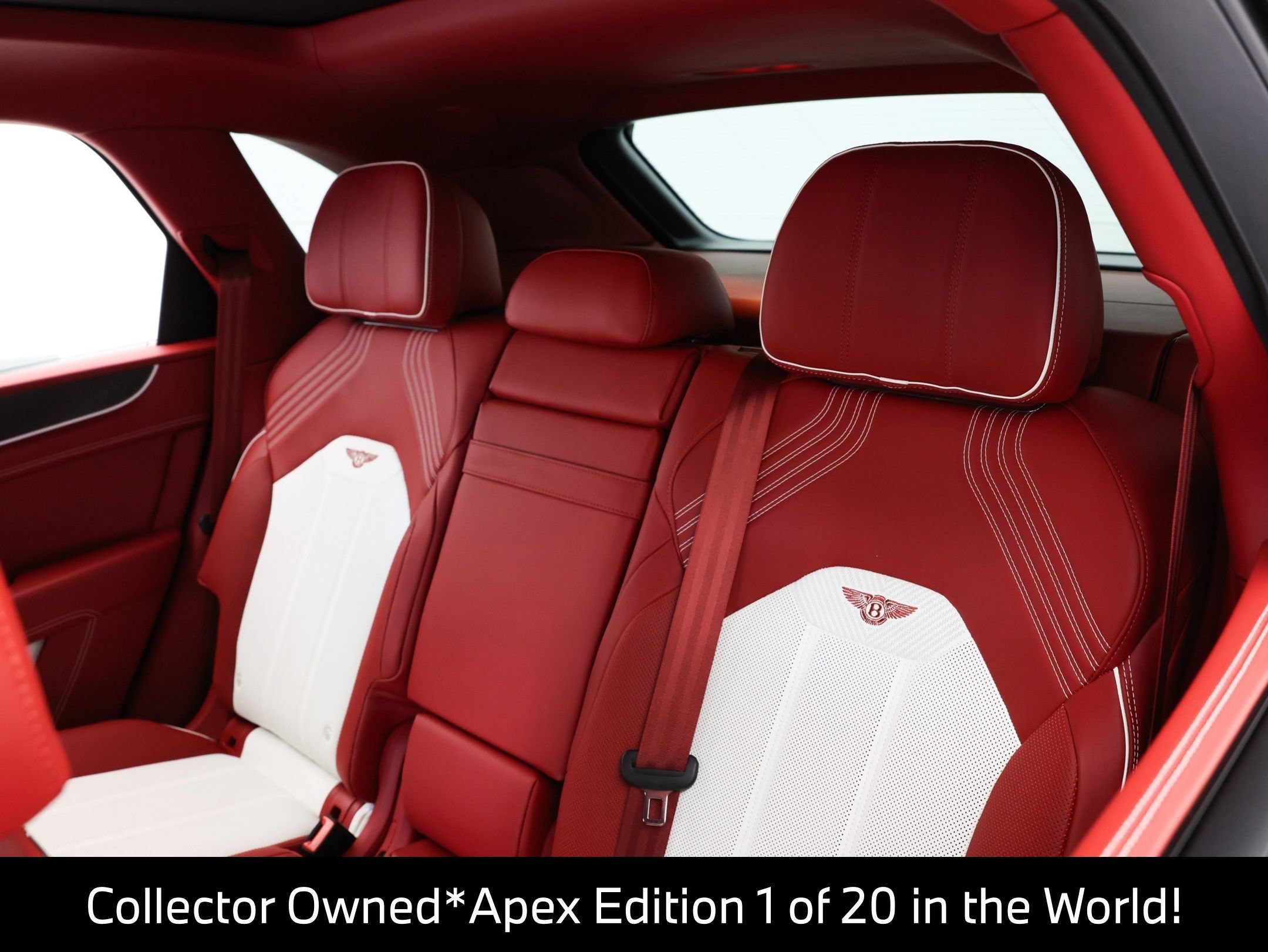 Used 2025 Bentley Bentayga AWD/4WD image 7