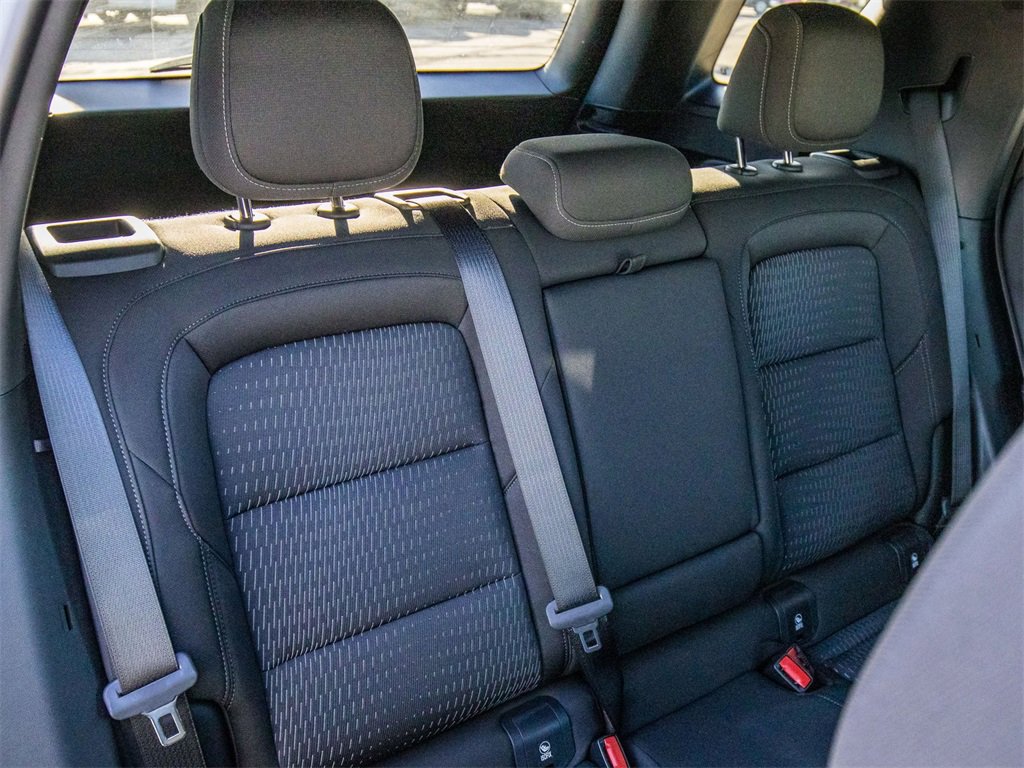 New 2026 Chevrolet Equinox LT w/ Midnight Edition image 17