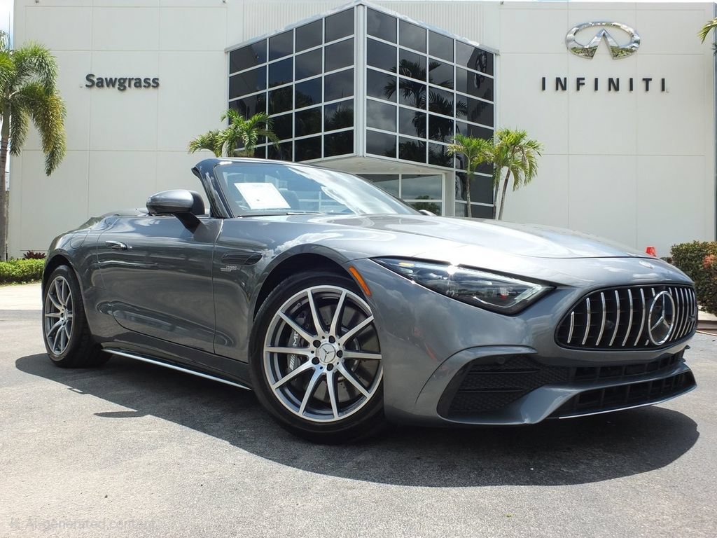 Used 2023 Mercedes-Benz SL 43 AMG image 1